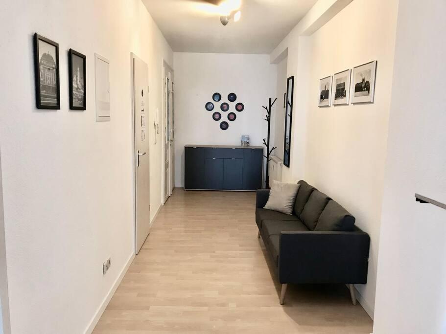 Apartamento Purer Luxus Mit 2 Schlafzimmern, Balkon Und Privat-Parkplatz Leipzig Exterior foto