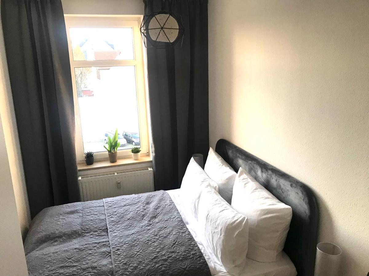 Apartamento Purer Luxus Mit 2 Schlafzimmern, Balkon Und Privat-Parkplatz Leipzig Exterior foto