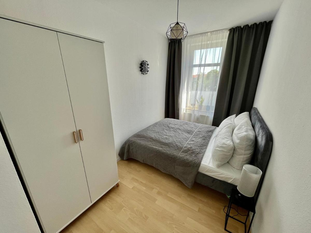 Apartamento Purer Luxus Mit 2 Schlafzimmern, Balkon Und Privat-Parkplatz Leipzig Exterior foto